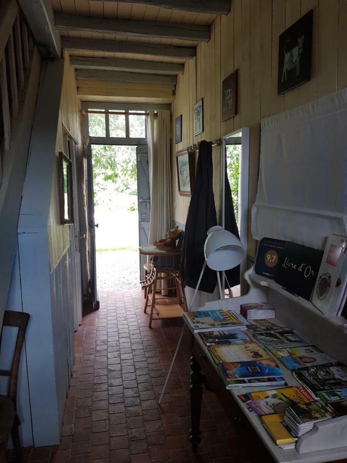 Le Vieux Logis De La Galocherie Sainte-Florence ภายนอก รูปภาพ